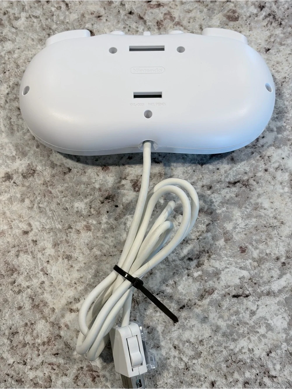 Nintendo White Wired Classic Controller - White